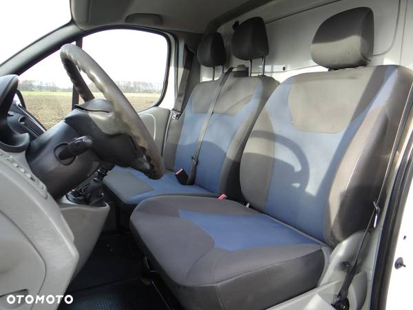 Renault Trafic - 11