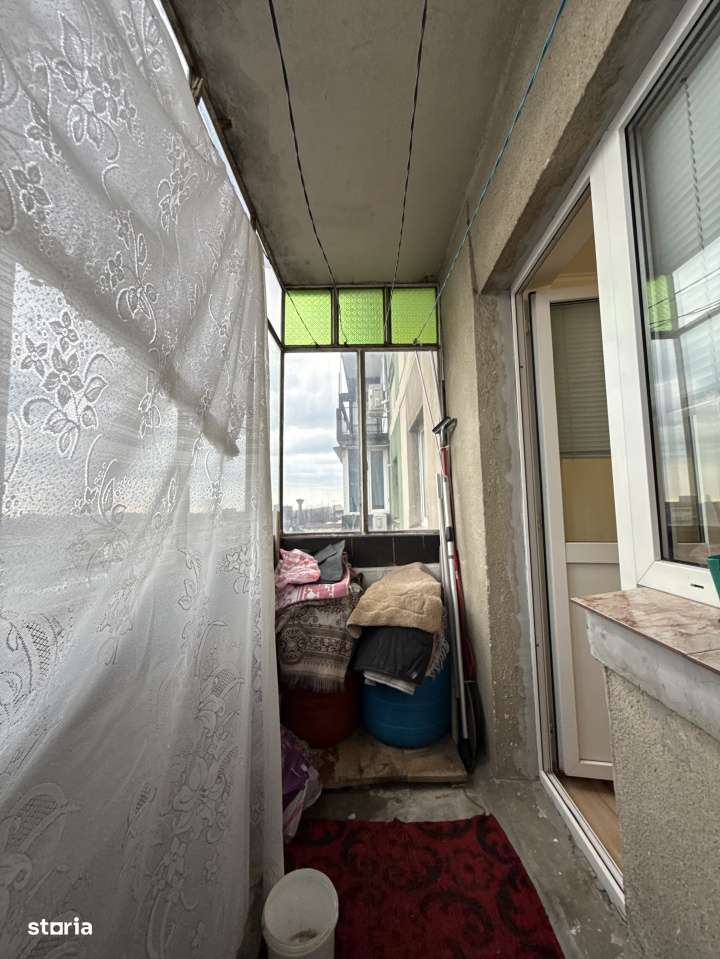3 camere DECOMANDAT | 1981 | 7 min metrou | 74 mp |  DE RENOVAT-16
