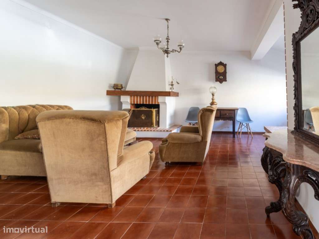 Moradia com logradouro e garagem na Nazaré (Costa de Prata) - Grande imagem: 5/41