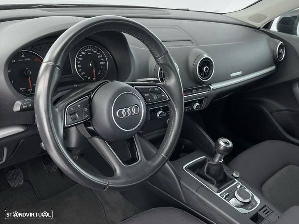 Audi A3 Sportback 1.6 TDI - 18