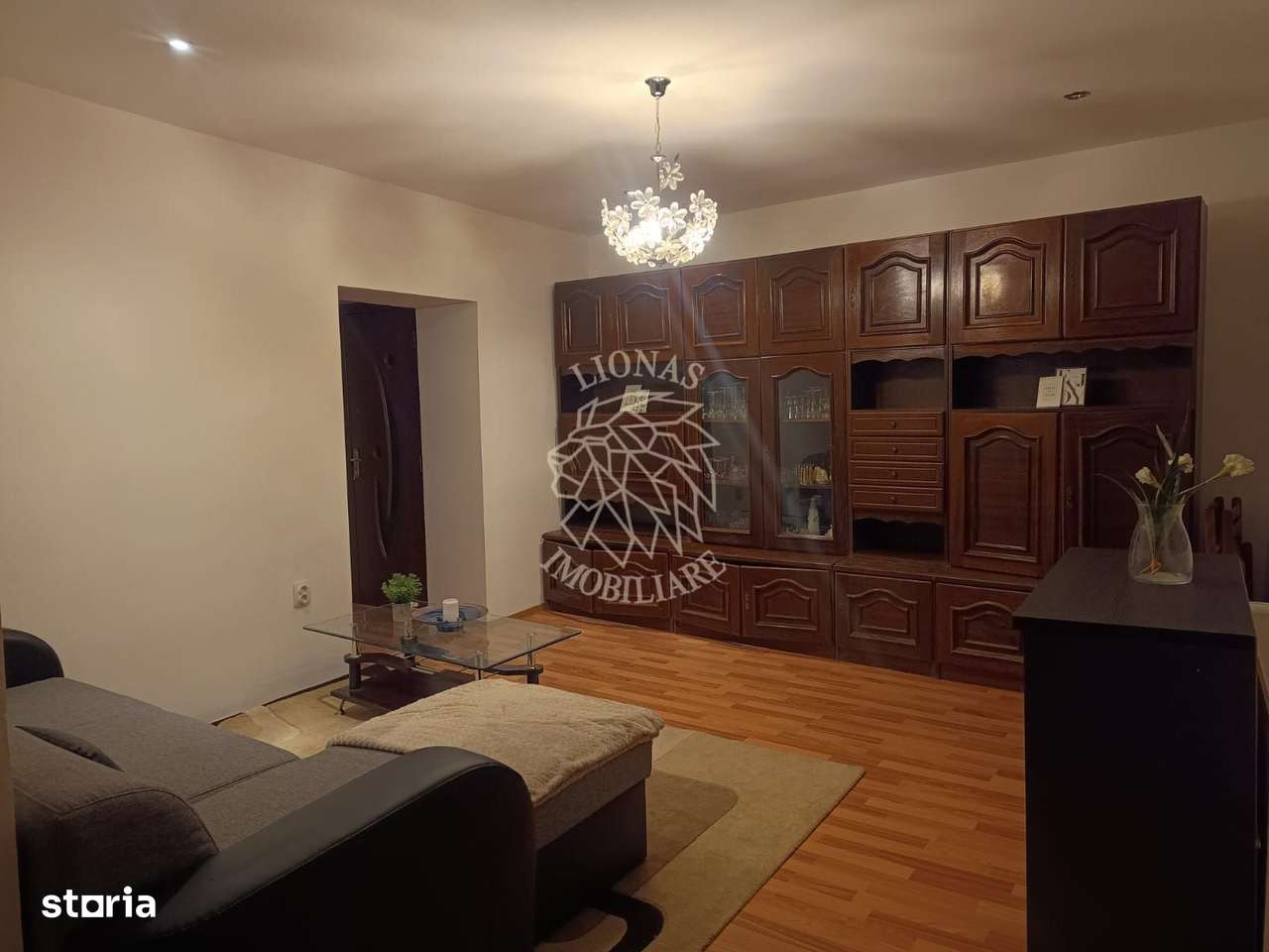 Apartament 3 camere-etaj 2-parcare- ideal investitie,  Ultracentral - Imagine principală: 2/8