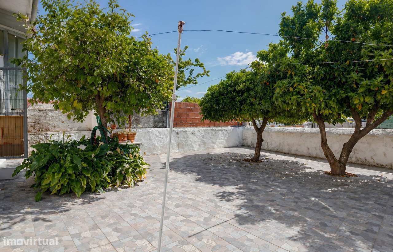 Andar de Moradia T2 com Quintal — Vila Boim, Elvas-17