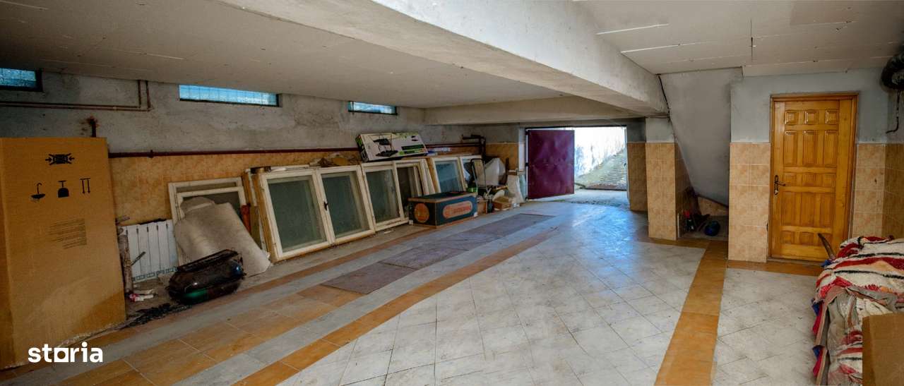 Oportunitate Exclusivă de Investiție în Câmpina Vila 12+ camere 750 mp-11