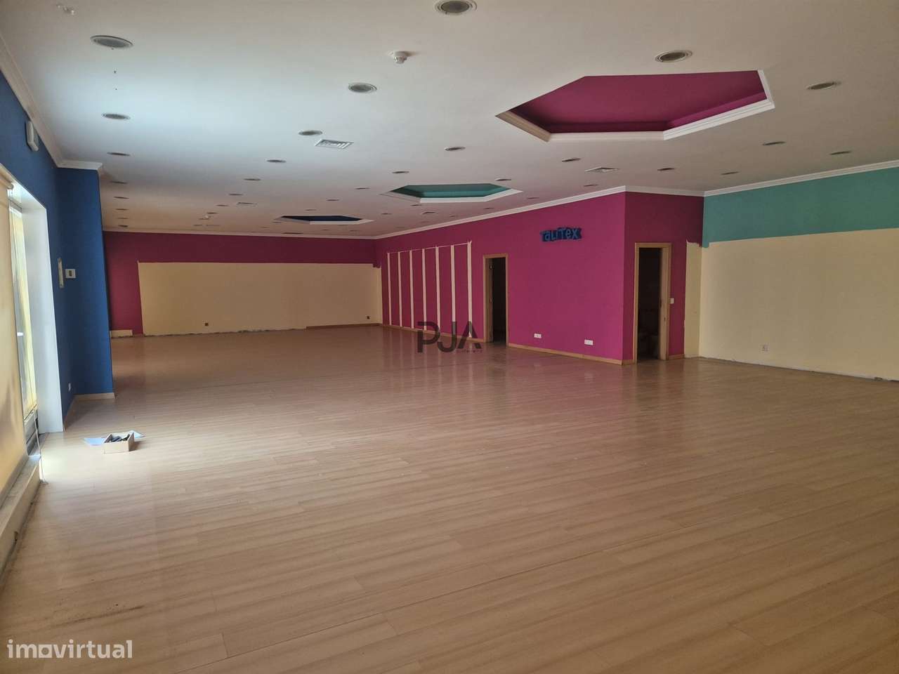 Lojas  em Pombal Fashion - Grande imagem: 4/5