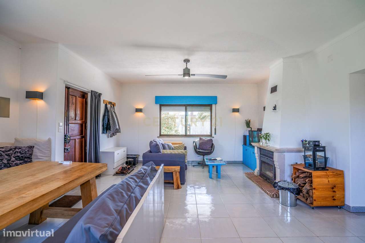 Moradia T3 localizada no Carvalhal, Bombarral-11