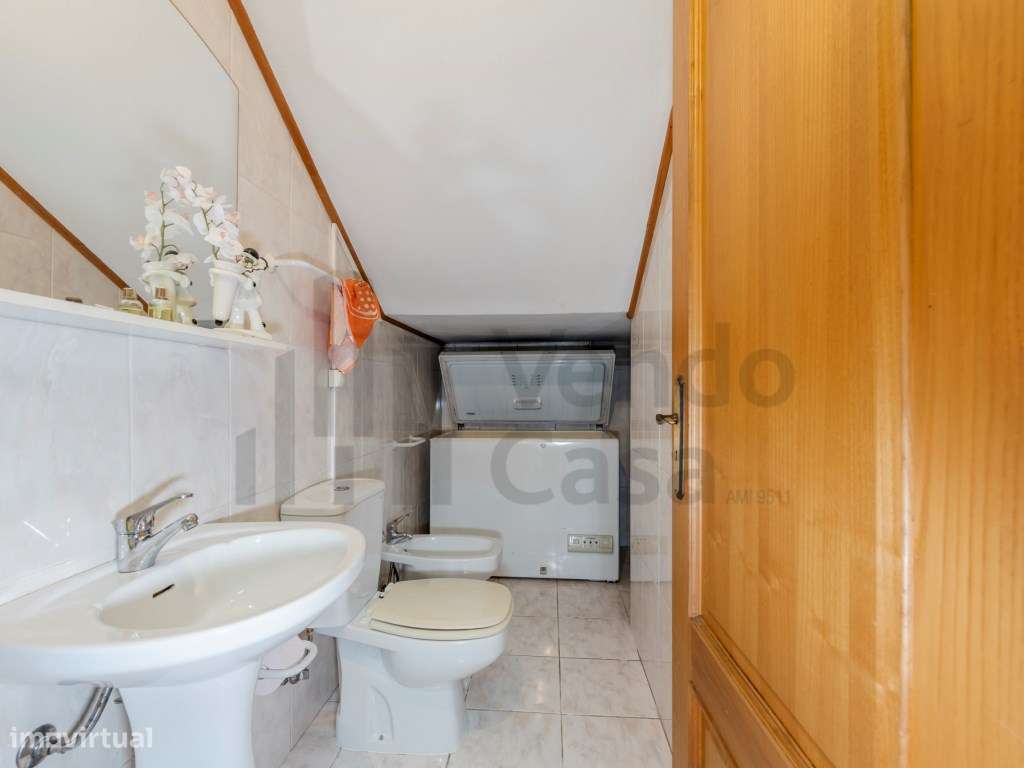 Vende-se Moradia Individual - Braga - Frossos-21