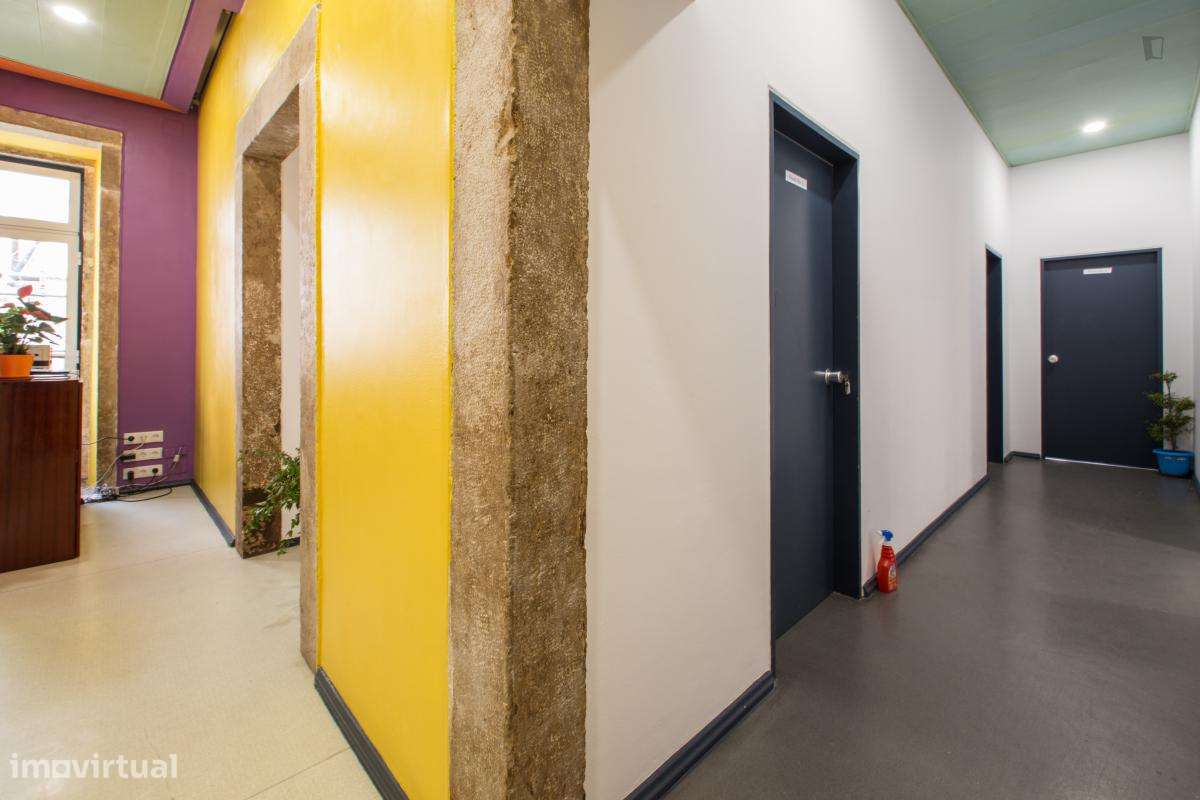 Quarto - localizado em Martim Moniz Lisbon - Grande imagem: 4/10