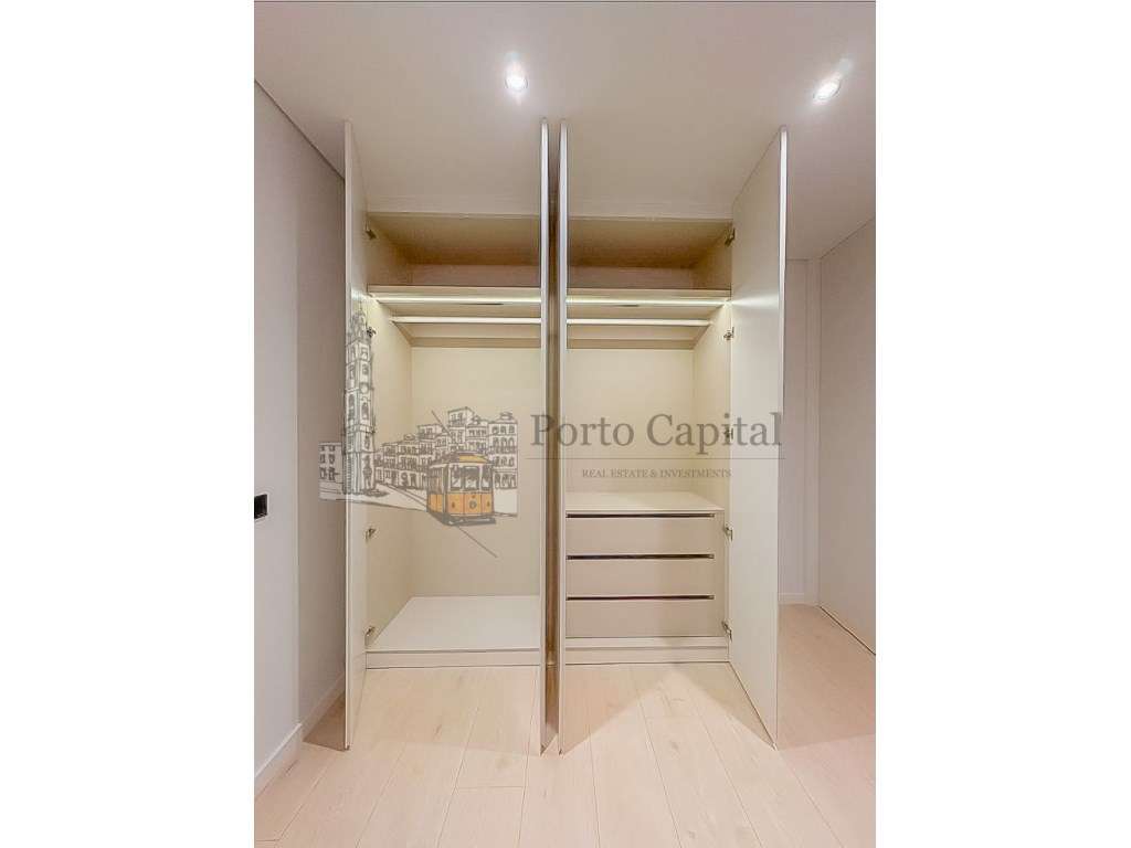 EXCELENTE APARTAMENTO T1, COM COZINHA EQUIPADA, VARANDA (28,77 M2),...-14