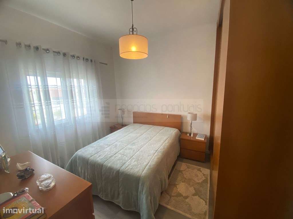 Moradia Térrea T3 - bem localizada-8