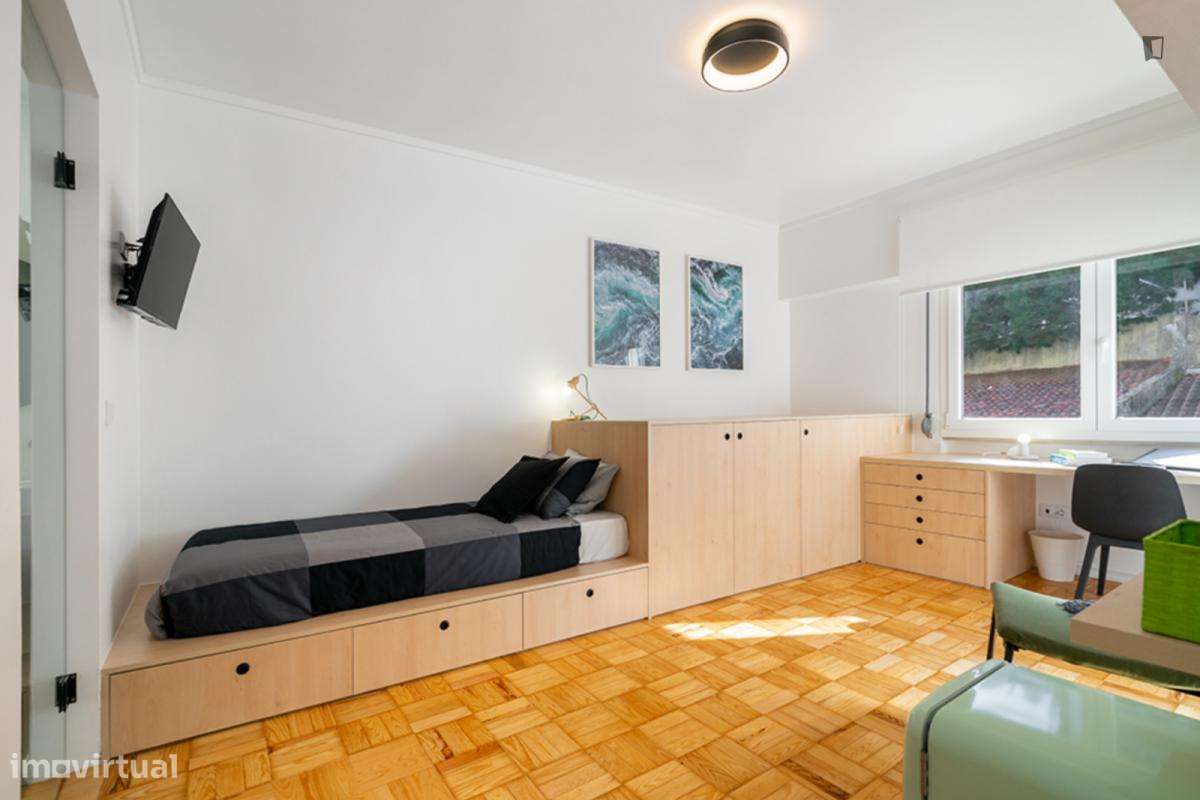 Quarto - localizado em Leiria - Grande imagem: 4/8