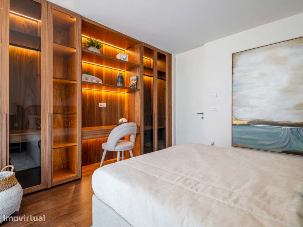 Moradia de extraordinária qualidade junto à lagoa, golfe e praia-34