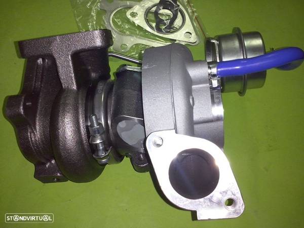 Turbo do motor Toyota Dyna 280 4104 cc 15bft ( novo ) - 4