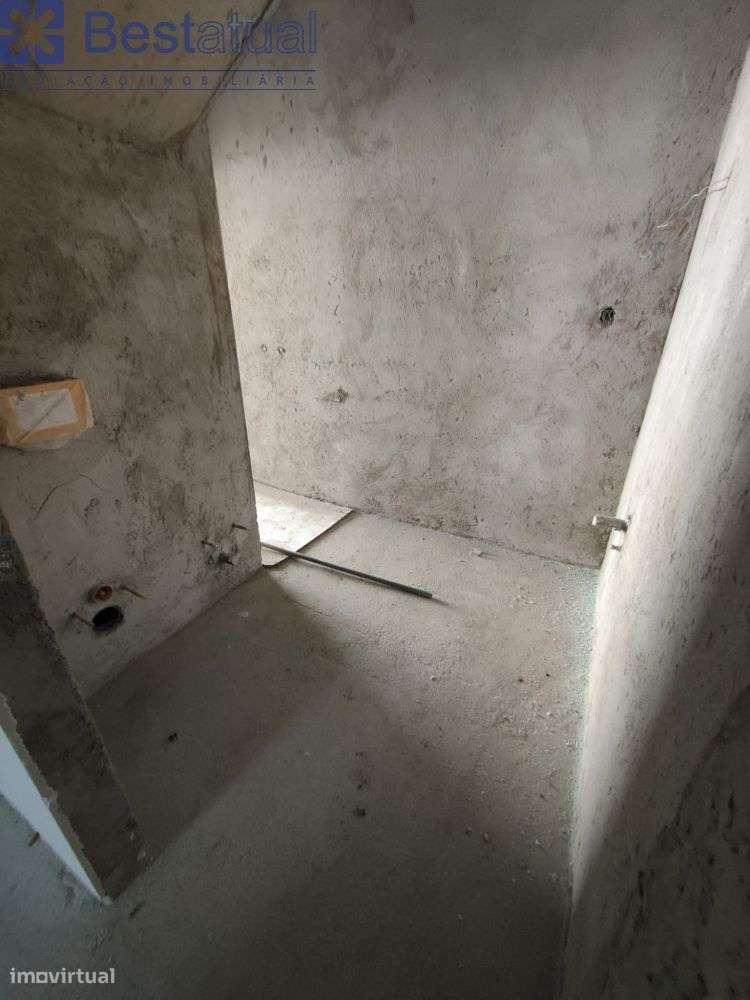 Moradias Bifamiliar - Acab. de Qualidade - Avidos-33