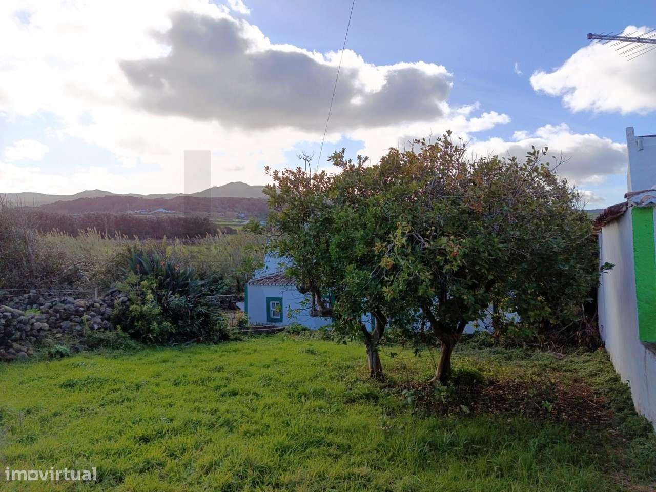 Moradia T2 em Vila Nova-17