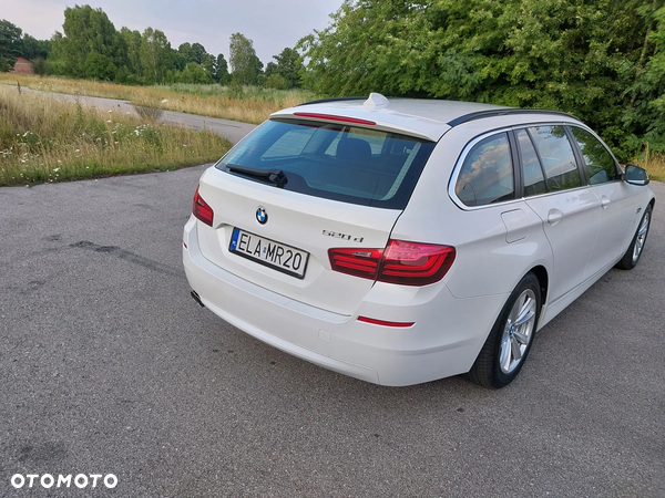 BMW Seria 5 520d - 13