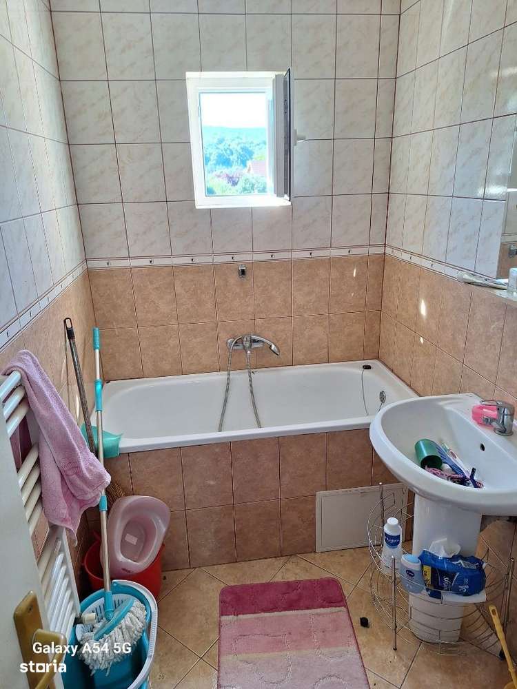 De vanzare apartament 3 camere scara interioara in Sg de Mures - Imagine principală: 4/14