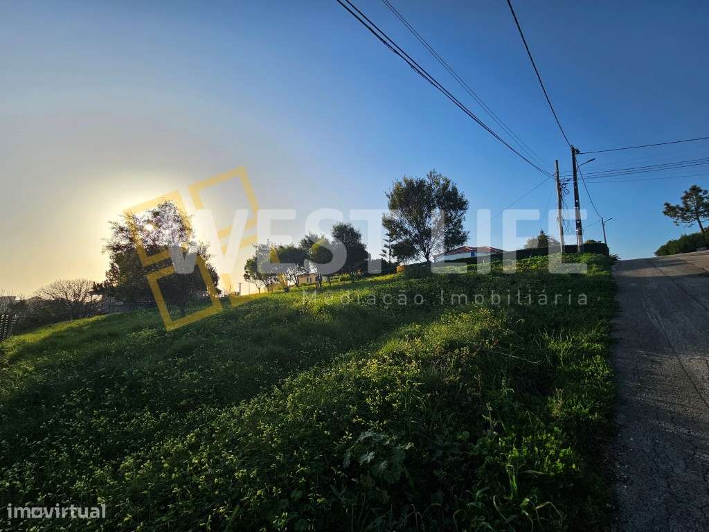 Moradia T4 de estilo contemporâneo com piscina - Ericeira-5