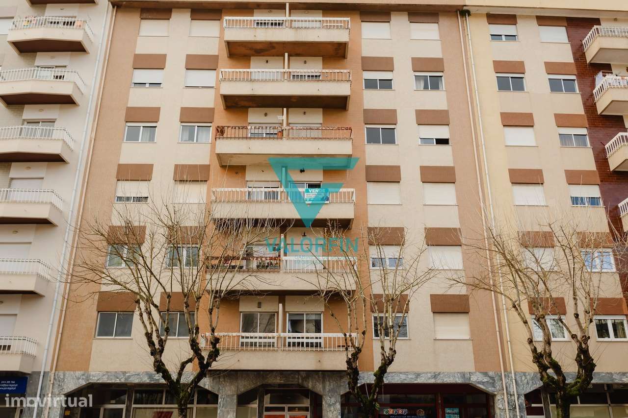 Apartamento T4 – Avenida Miguel Torga | Leiria-21