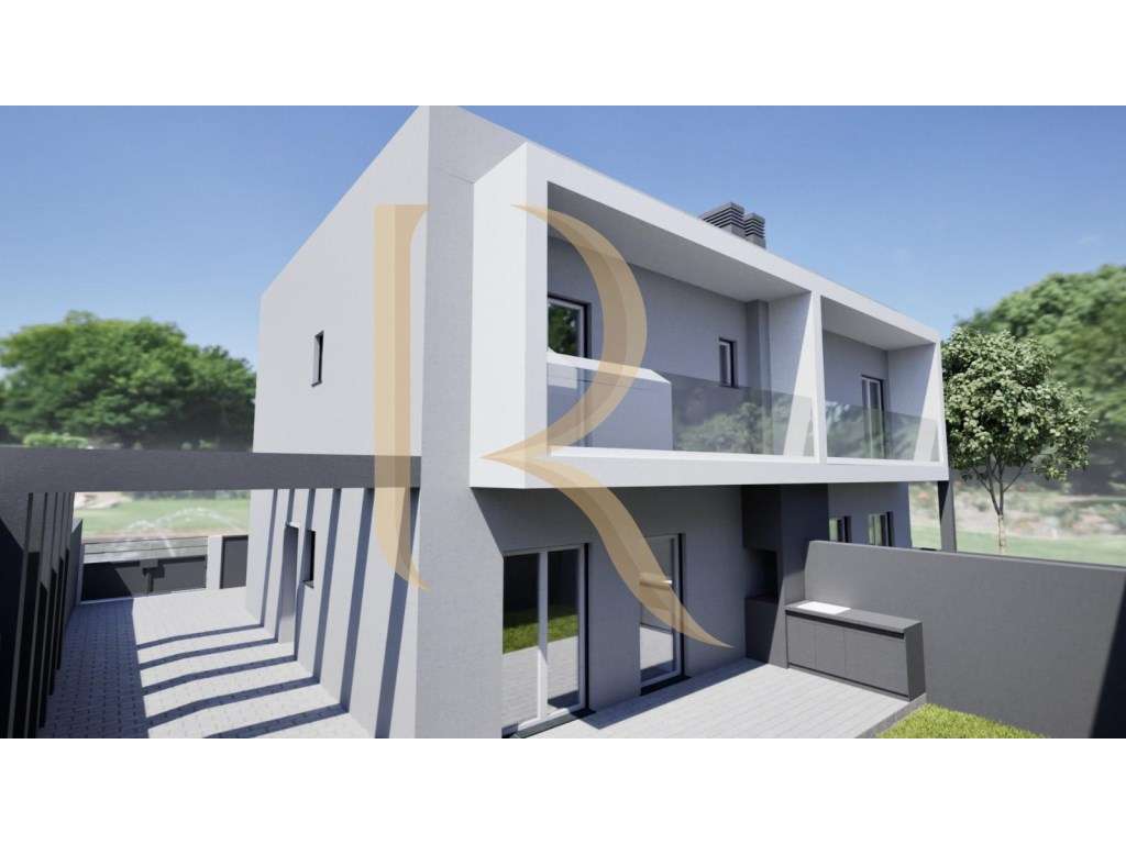 Moradia geminada T4 com varandas, estacionamento e logradouro em Fe... - Grande imagem: 5/5