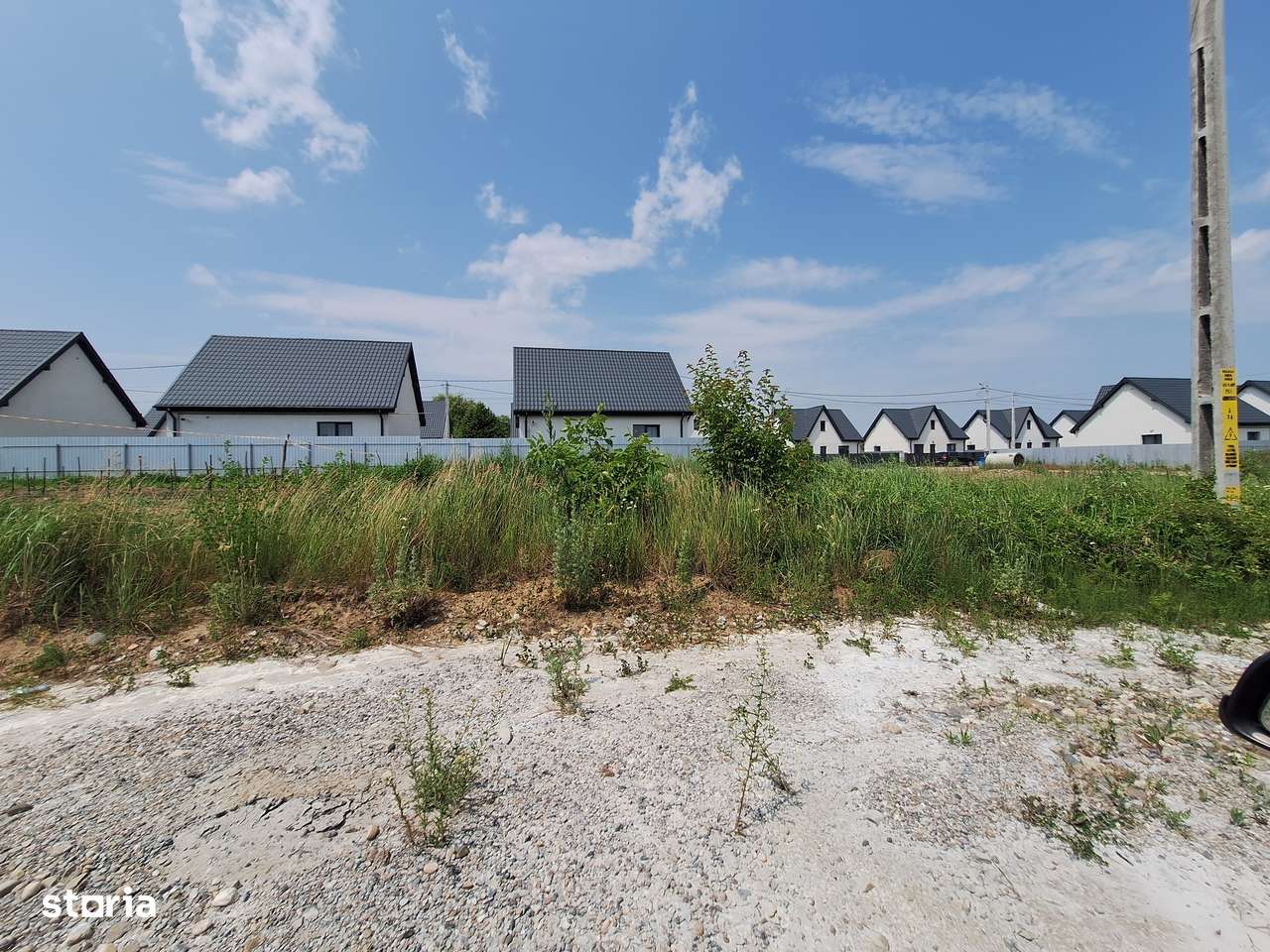 Teren intravilan 258mp cu 14m deschidere -Hemeiusi,Bacau - Imagine principală: 1/2