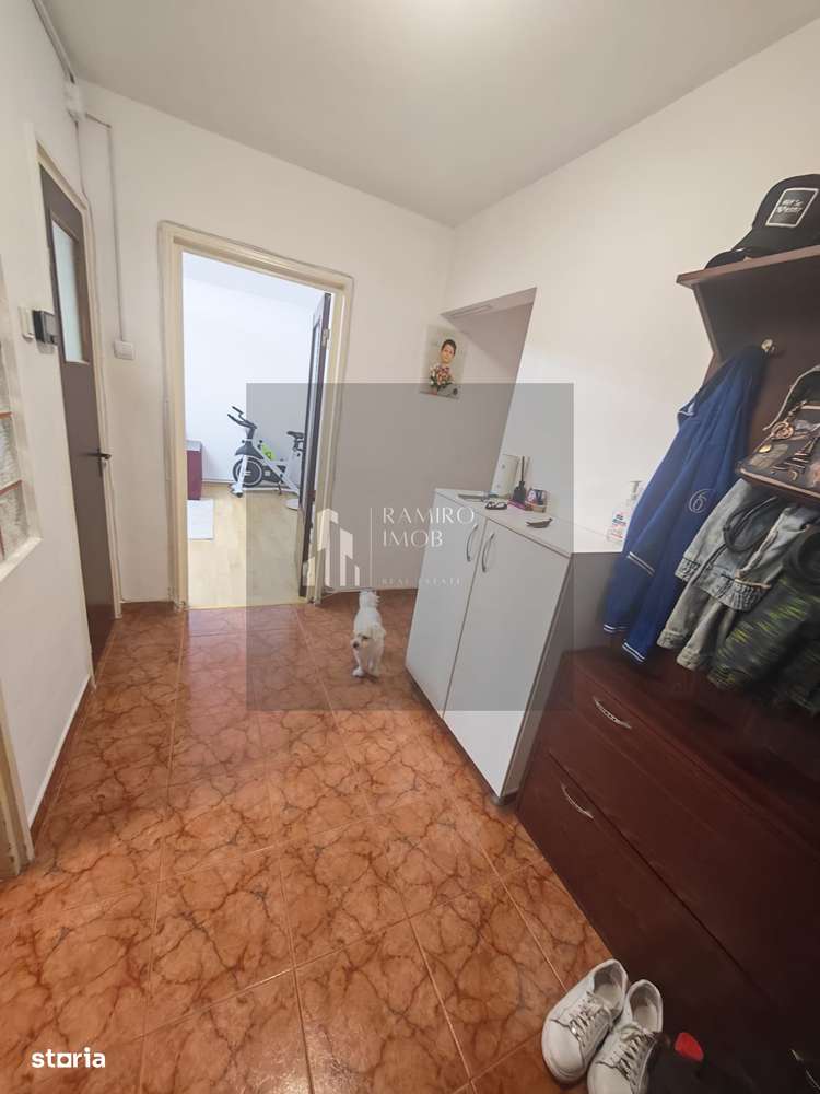 Apartament 4 camere decomandat /centrala- Titan/ Aleea Fetesti