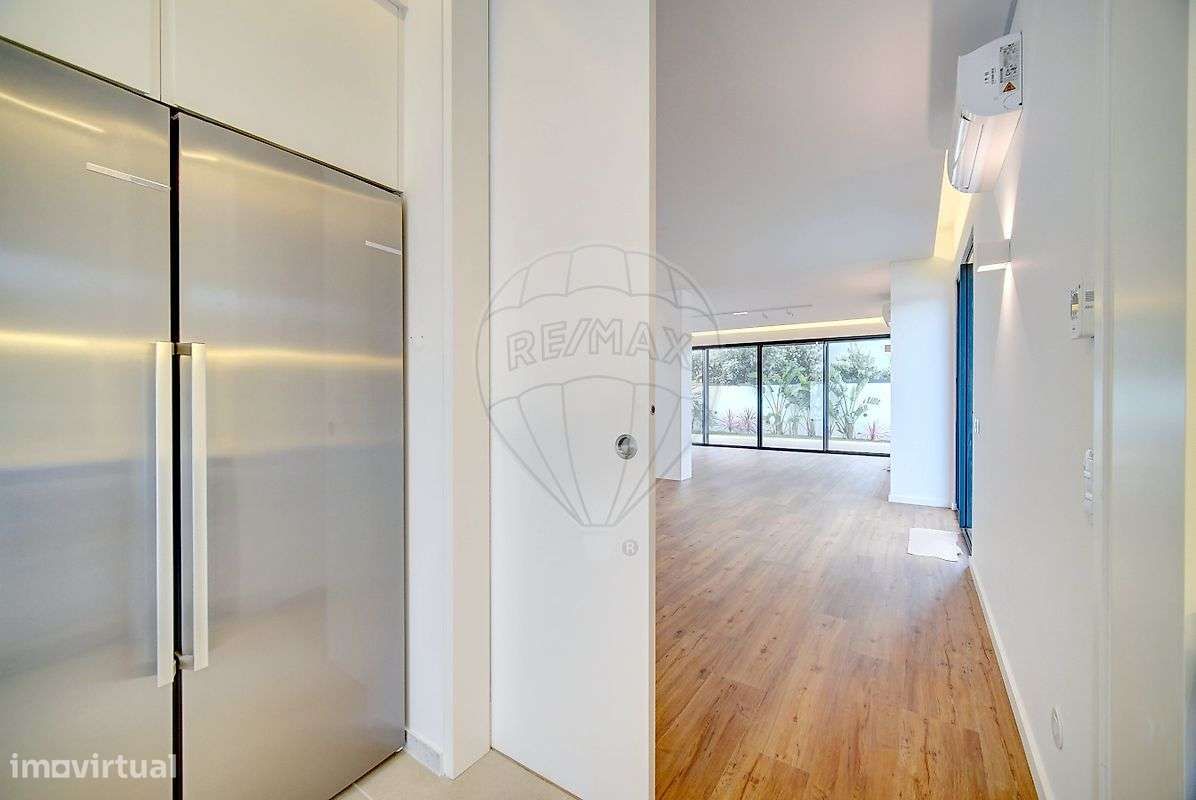 Moradia T4 para venda-12