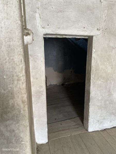 Moradia T4 em Montargil para remodelação total- aceito permuta - Grande imagem: 5/8