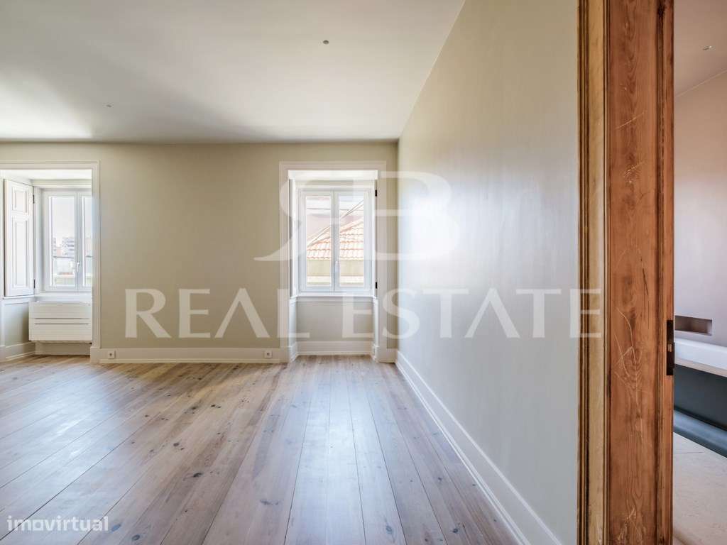 Fabuloso T3+2 com TERRAÇO + VISTA no PRINCIPE REAL - coração de Lisboa-28