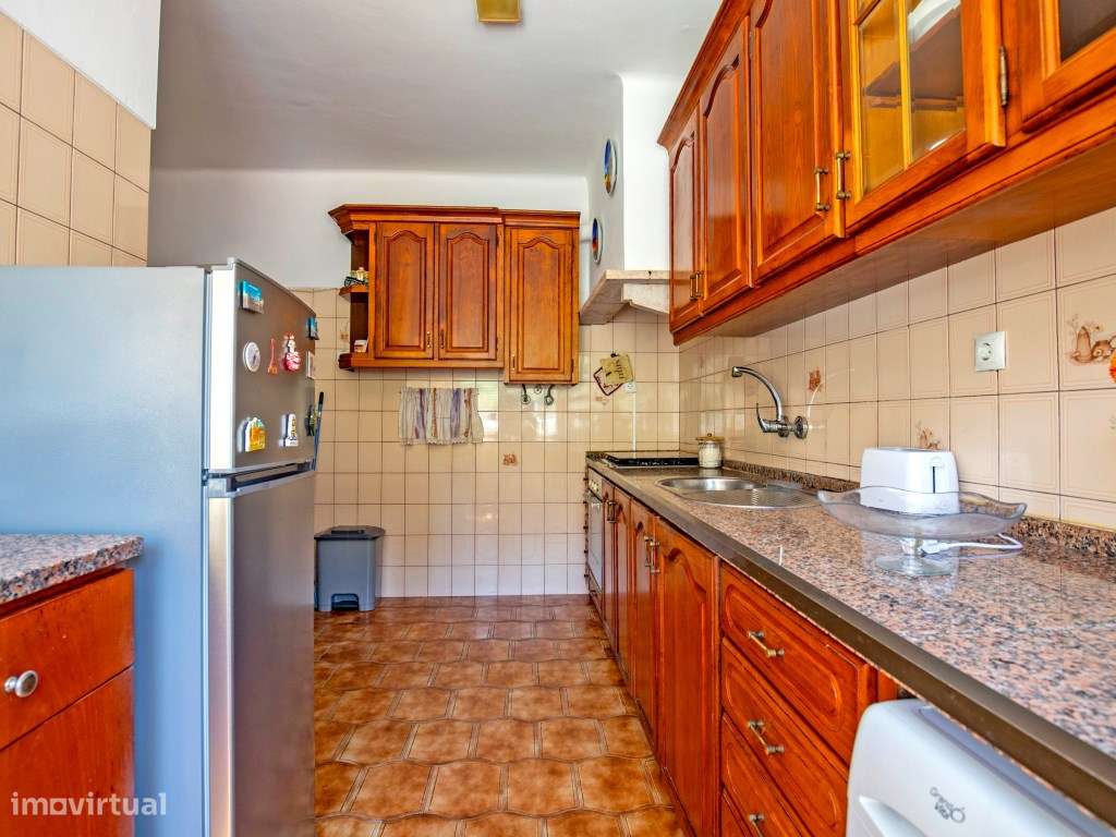 EXCLUSIVO | Apartamento T2+1 a 200m da Praia - Excelente Oportunidade-9