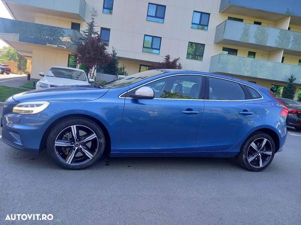 Volvo V40 D2 Aut. Momentum - 8