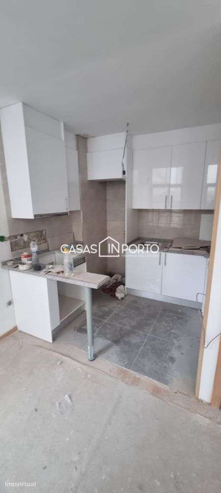 Prédio no Cais de Gaia - Grande imagem: 4/13