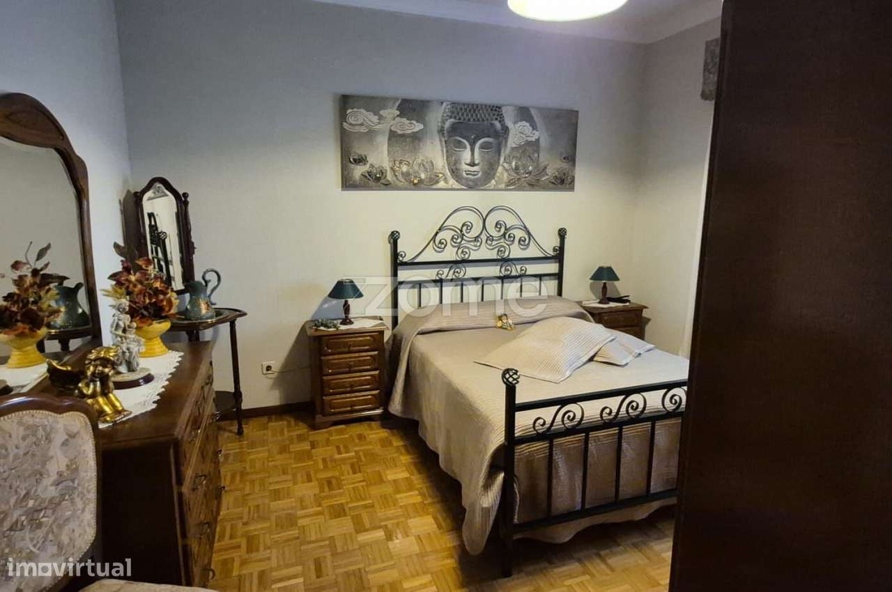 Moradia com 3 frações independentes habitacionais-14