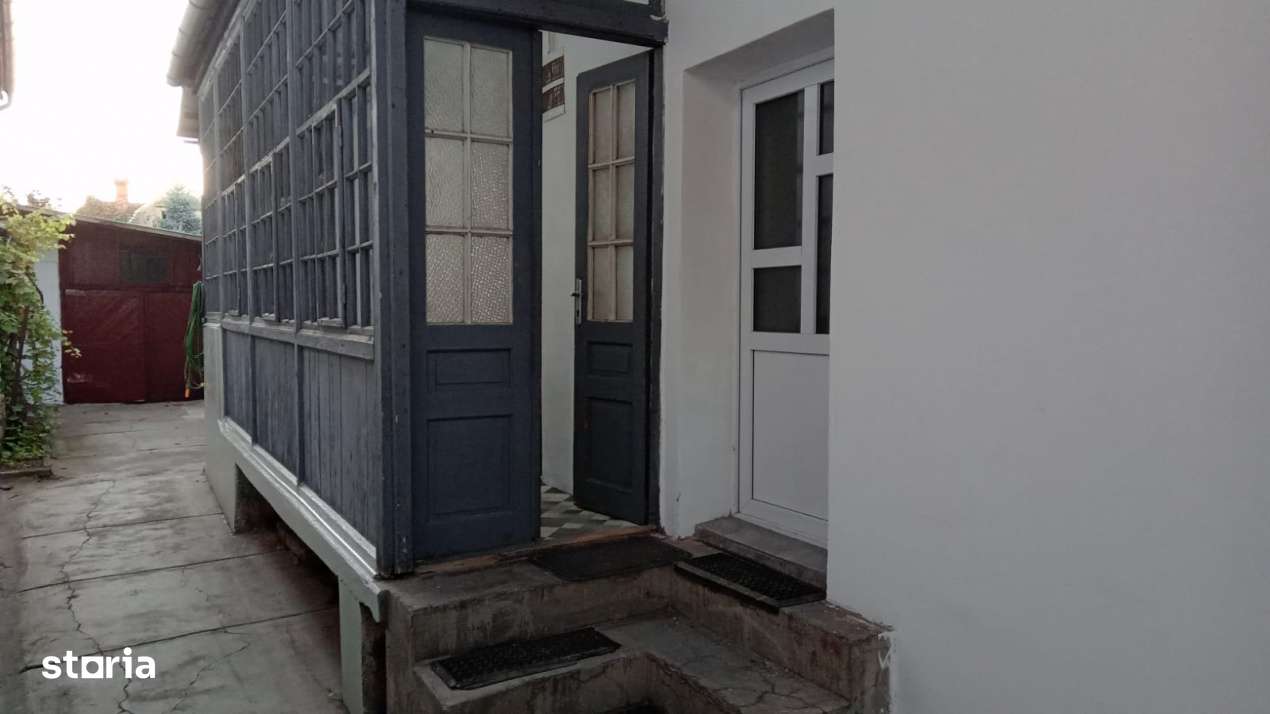 Casa cu 2 camere, suprafata de 70 mp, in zona Grivitei - Imagine principală: 2/12