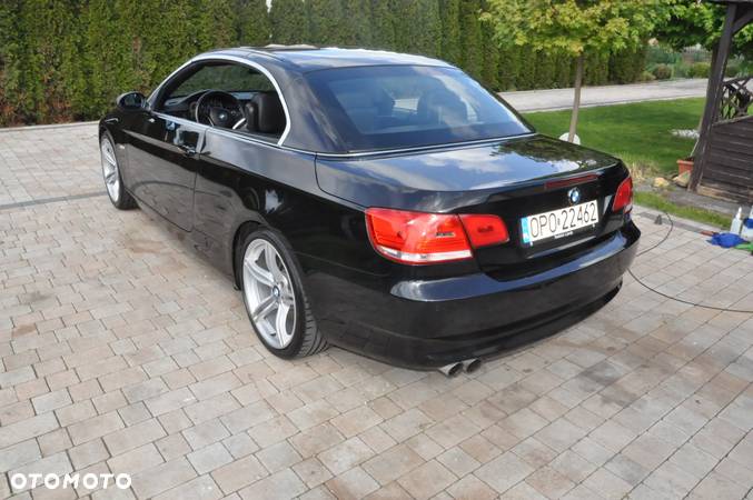 BMW Seria 3 325d DPF Cabrio - 30