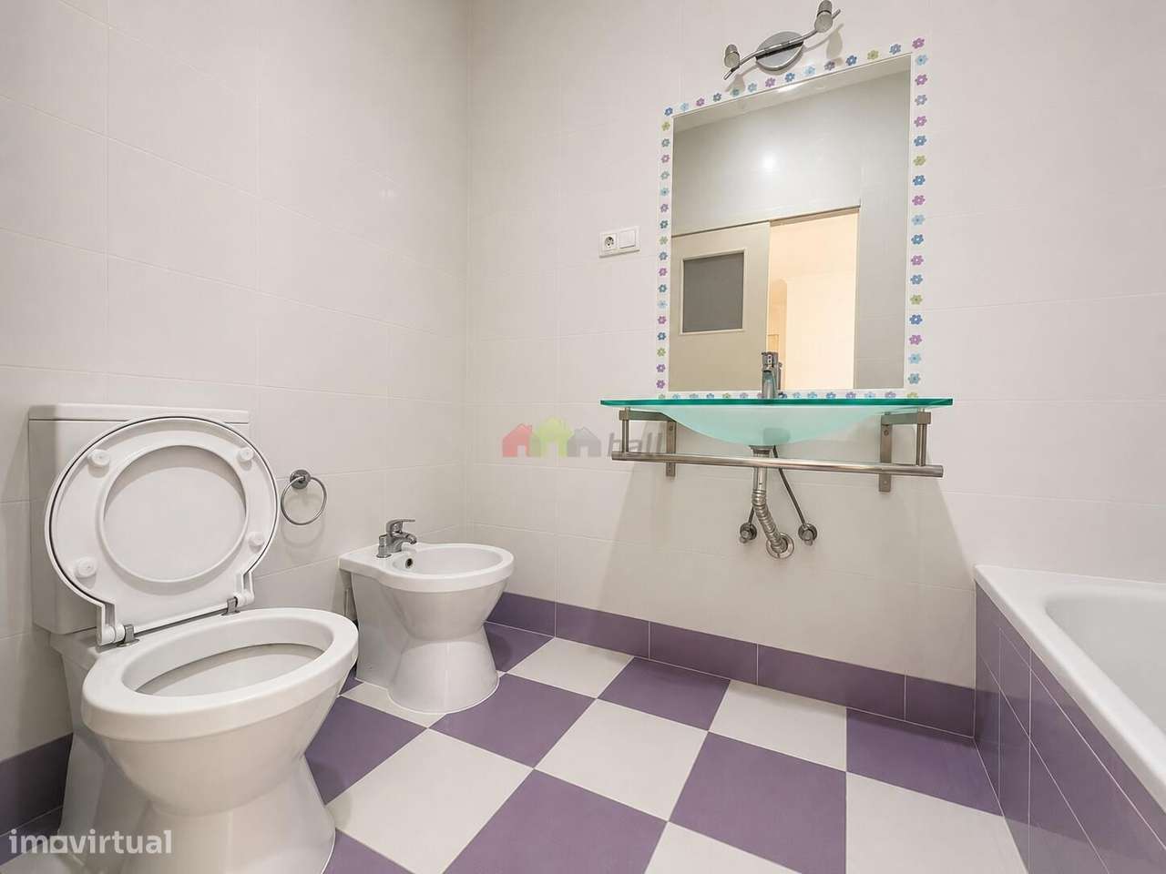 Apartamento T3 com 2 Wc´s e arrecadação-11