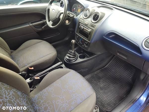 Ford Fiesta 1.3 - 12