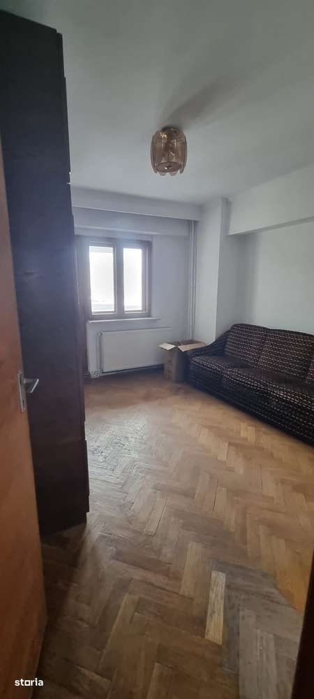 Vand apartament 3 camere, ultracentral, Pitesti, Maior Sontu-Republici - Imagine principală: 4/18