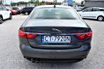 Jaguar XF 20d Prestige - 7