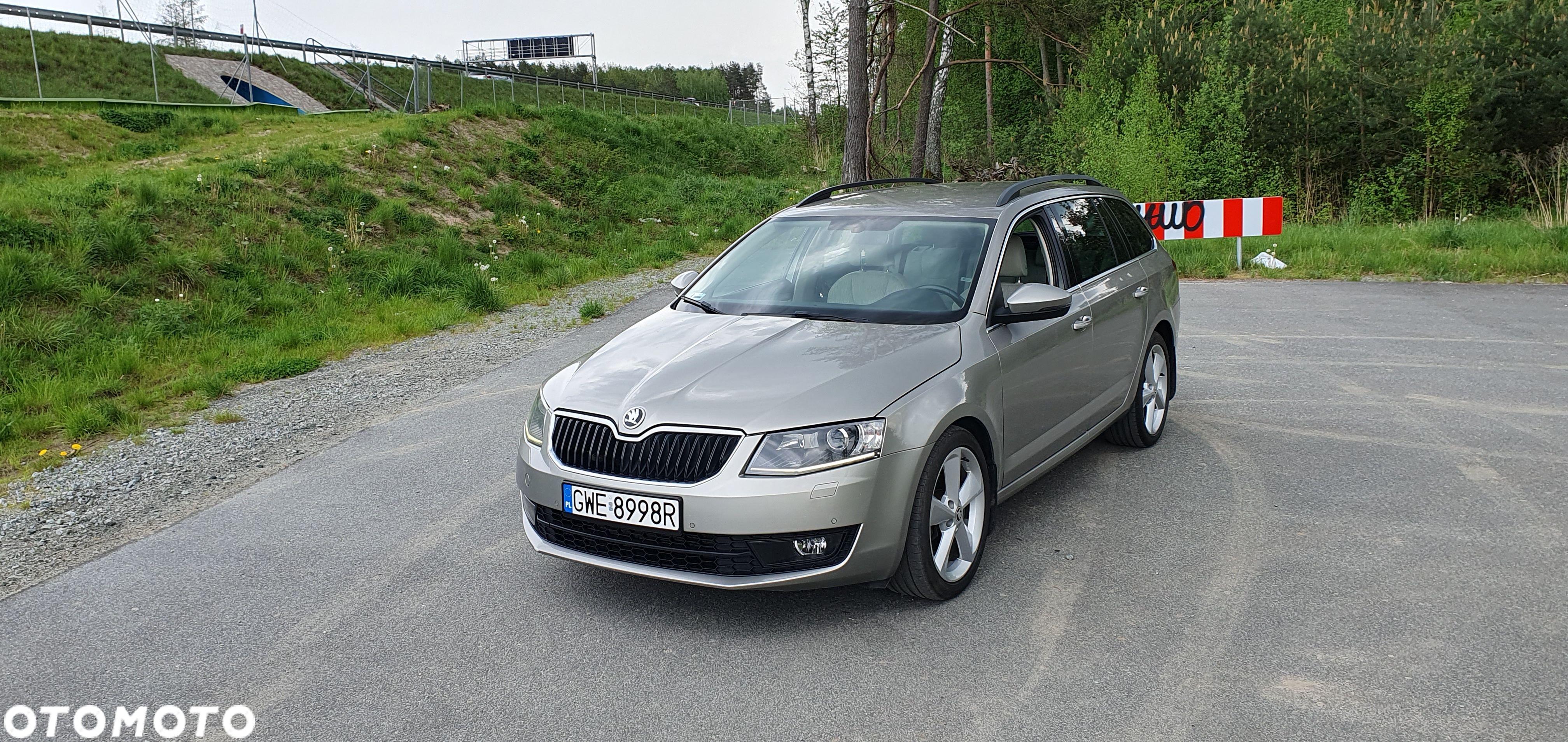 Skoda Octavia 2.0 TDI Ambition DSG EU6 - 1