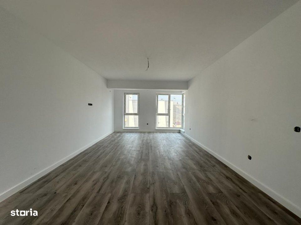 APARTAMENT NOU 3 CAMERE+ GRADINA