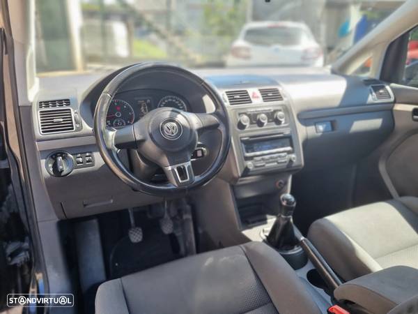 VW Touran 1.6 TDI DPF BlueMotion Comfortline - 22