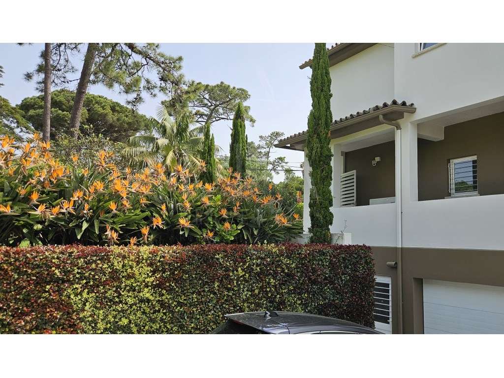 MORADIA DE LUXO NO CENTRO DO ESTORIL-16