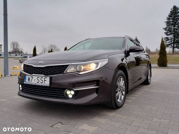 Kia Optima - 7