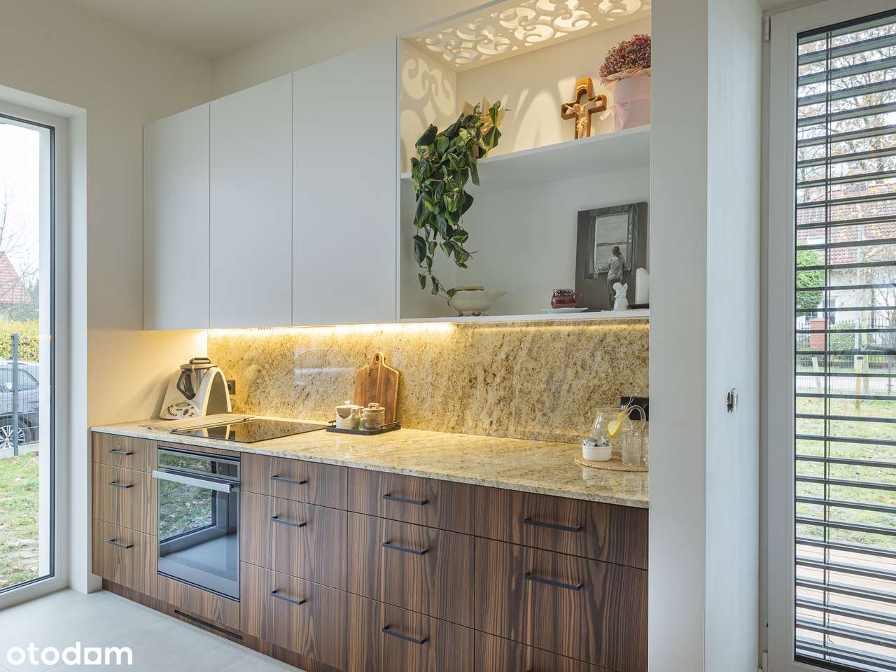 UNIKATOWY DOM Z NIEZALEŻNYM MIESZKANIEM W BRYLE BUDYNKU!!! - Pełny obrazek: 3/20