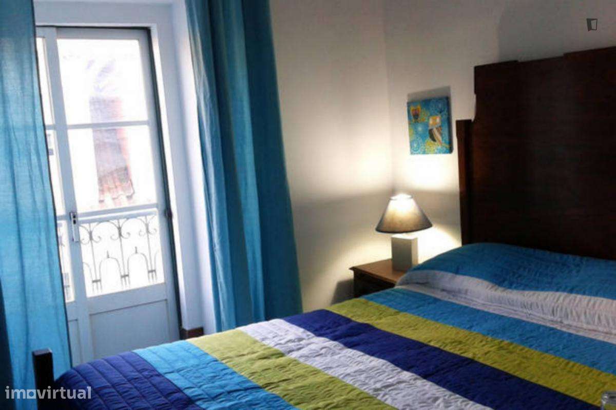 Quarto - localizado em Estrela Lisbon - Grande imagem: 2/26