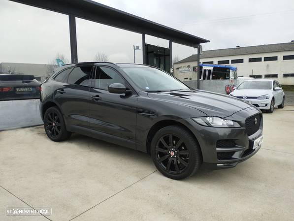 Jaguar F-Pace 2.0 i4D Portfolio Aut. - 1