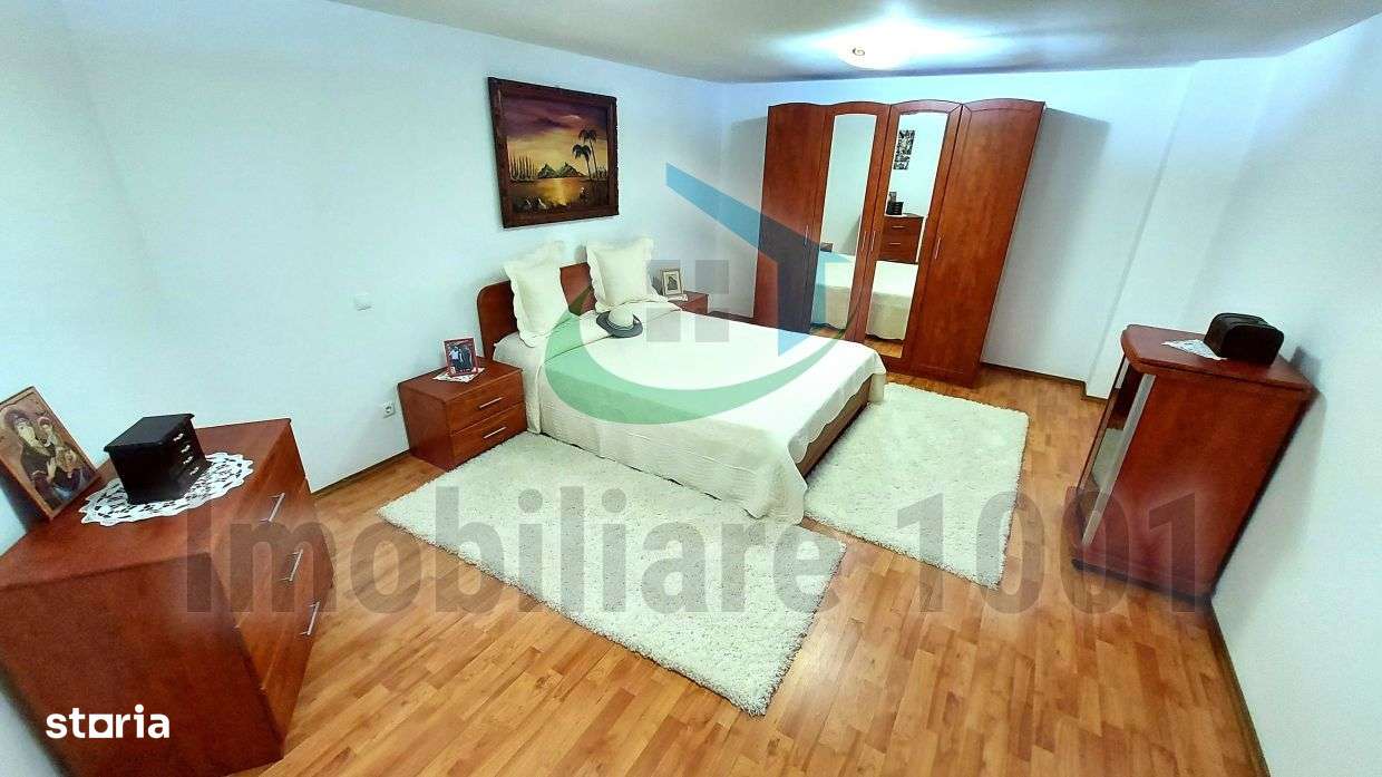 Casa 6 camere, Sacalaseni, suprafata utila 172 mp, teren 1061 mp - Imagine principală: 3/20
