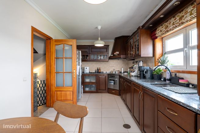 Moradia T3 com jardim Penafiel-4