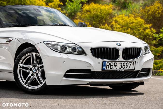 BMW Z4 sDrive18i - 10