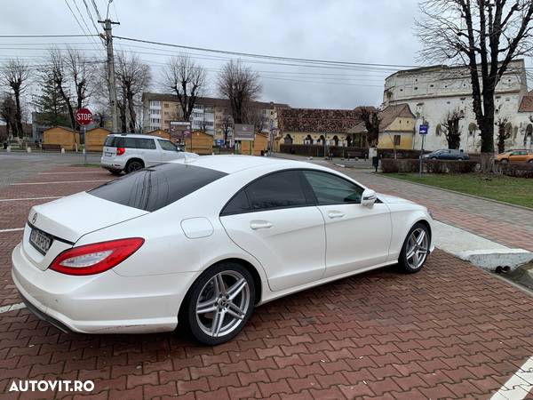 Mercedes-Benz CLS 350 CDI 4Matic 7G-TRONIC - 8